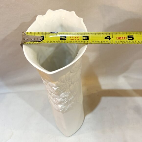 VTG AK Kaiser Germany Bisque White Porcelain Floral Vase - Picture 9 of 11